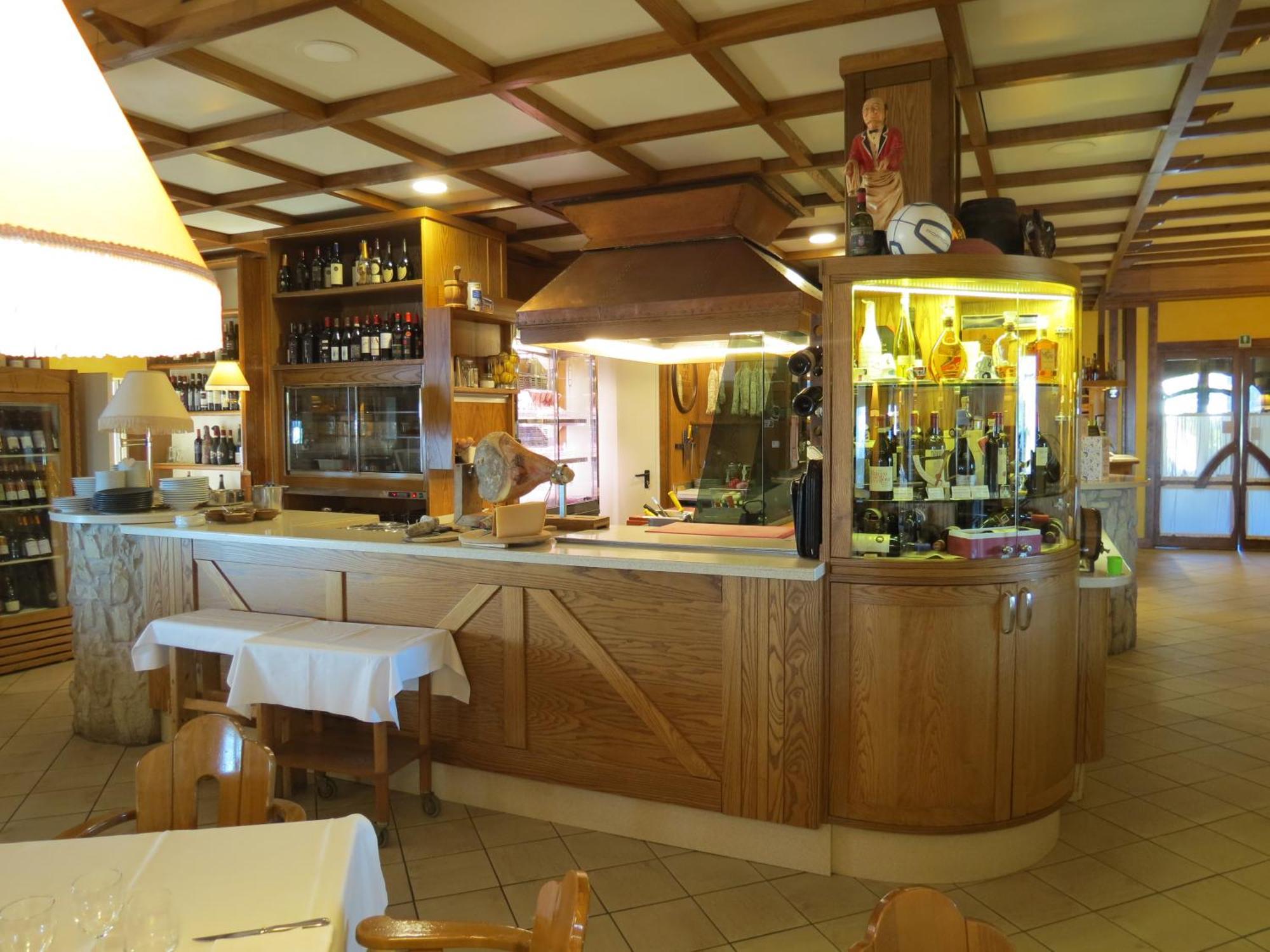 La Baita D'Oro Ristorante Residence Monteduro Kültér fotó