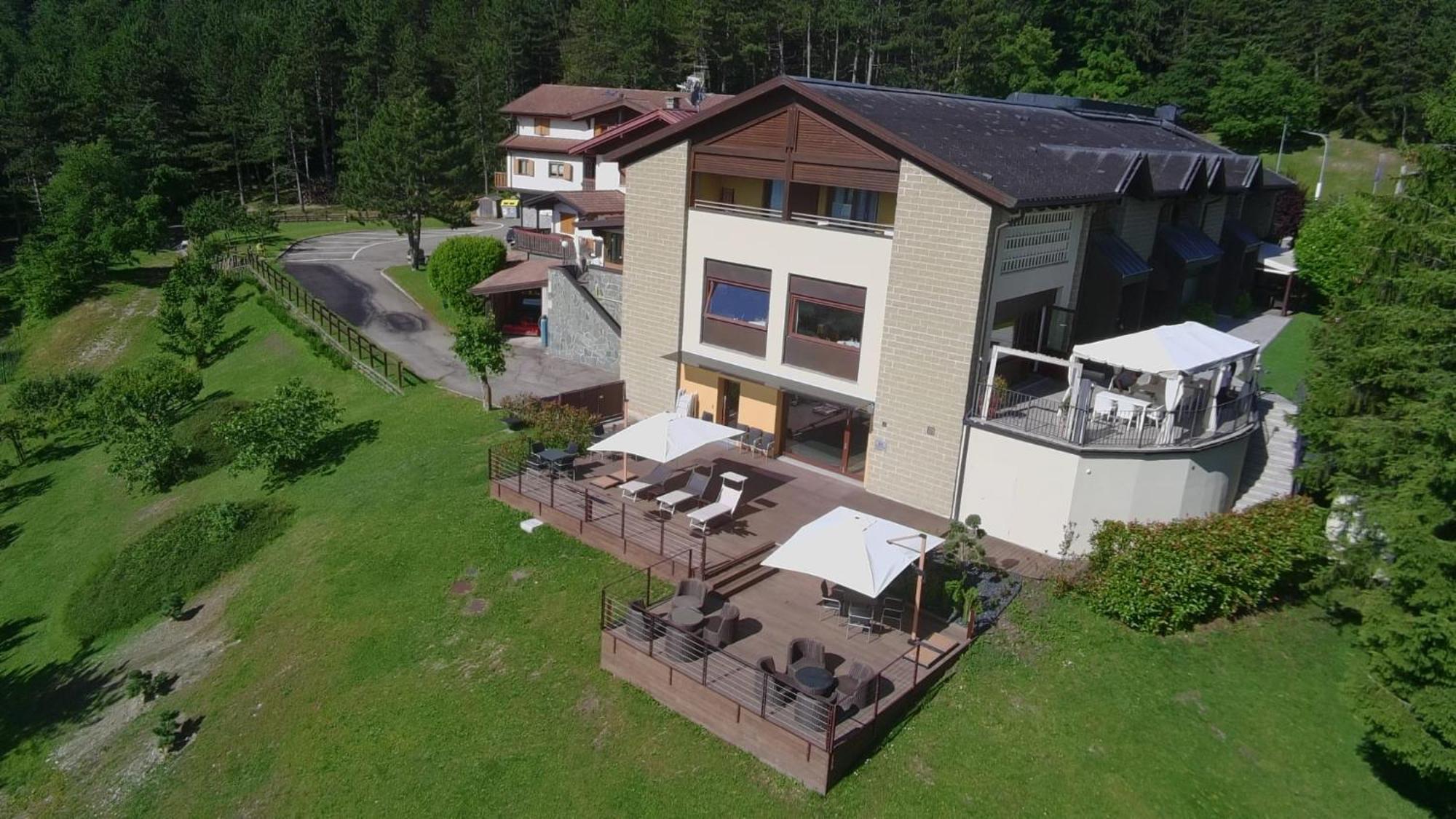 La Baita D'Oro Ristorante Residence Monteduro Kültér fotó