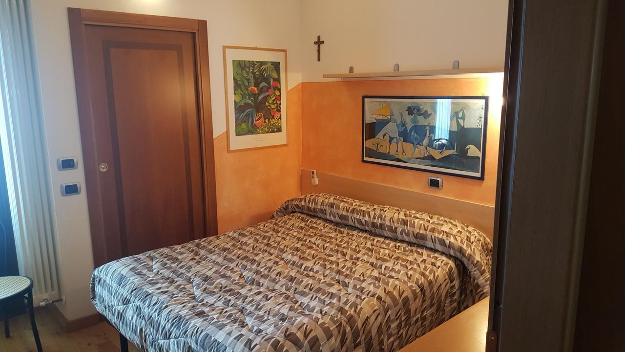La Baita D'Oro Ristorante Residence Monteduro Kültér fotó