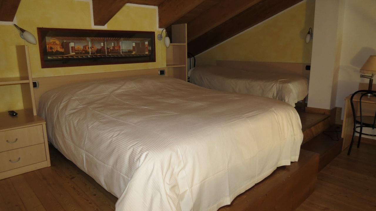 La Baita D'Oro Ristorante Residence Monteduro Kültér fotó